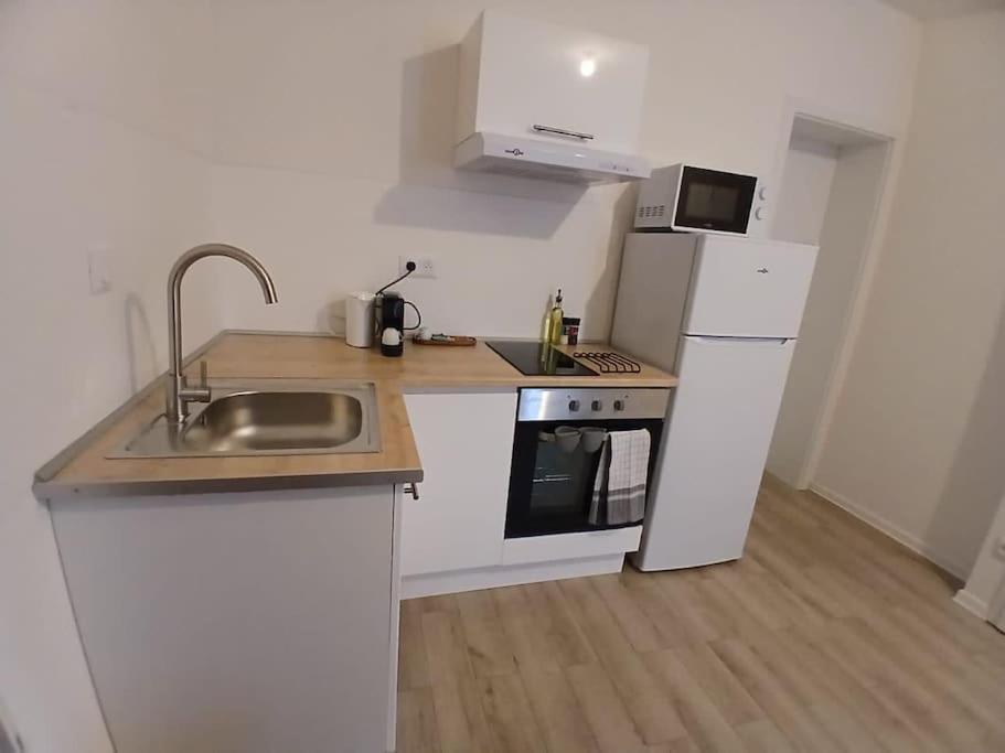 Appartement F1 Orchidee Мюлуз Екстериор снимка