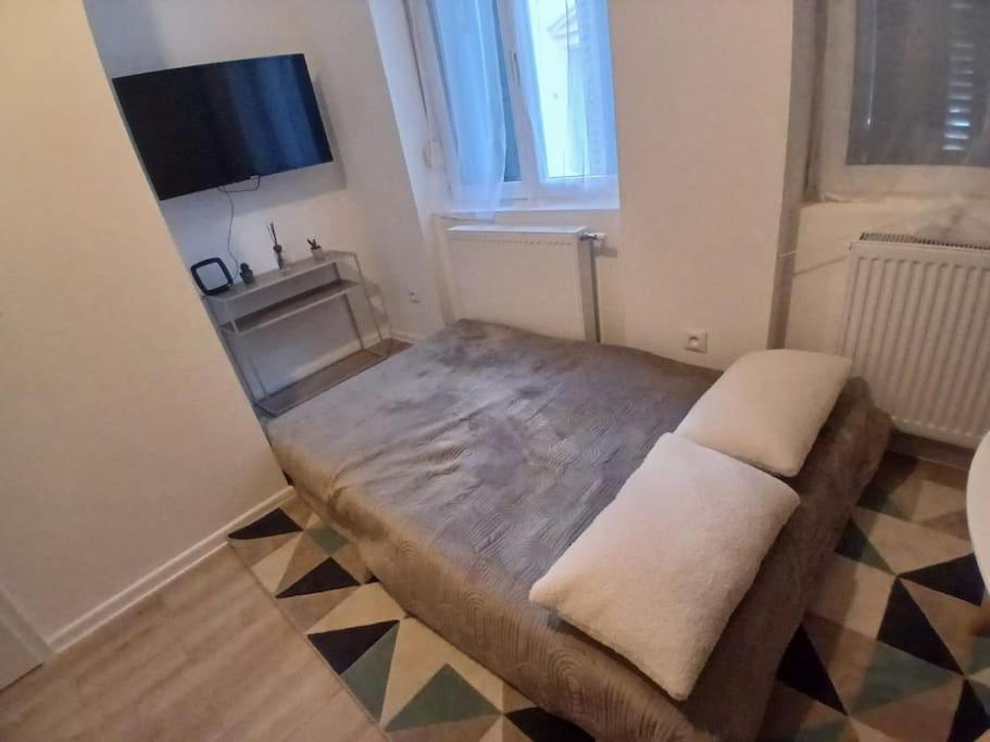 Appartement F1 Orchidee Мюлуз Екстериор снимка